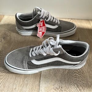 NWOB Vans Old Skool Sneakers, Grey, Womens size 8